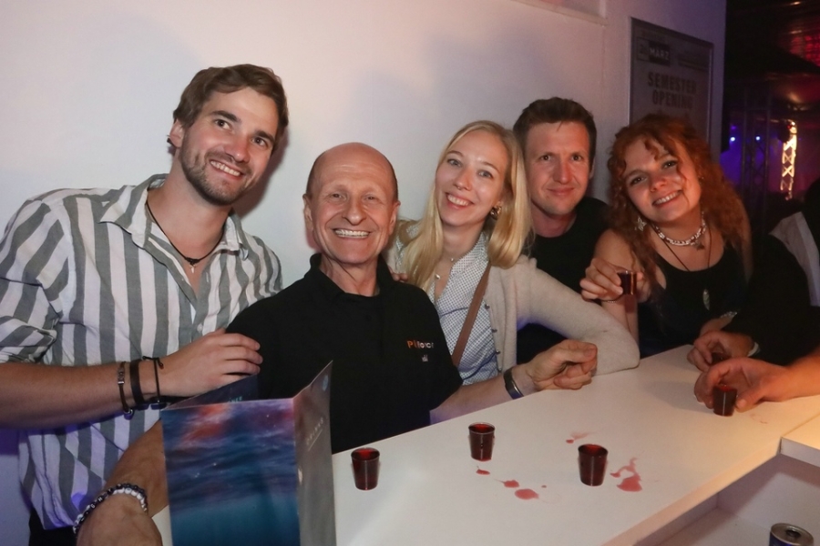 2025-08-02-1st-floor-eddi-0008.jpg 2025-08-02-1st-floor-eddi-0008.jpg