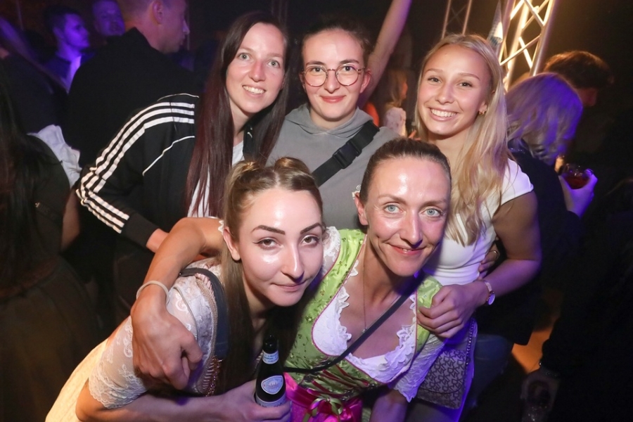 2025-08-02-1st-floor-eddi-0011.jpg 2025-08-02-1st-floor-eddi-0011.jpg