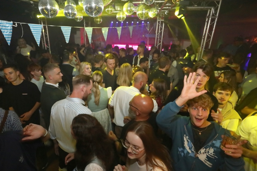 2025-08-02-1st-floor-eddi-0028.jpg 2025-08-02-1st-floor-eddi-0028.jpg