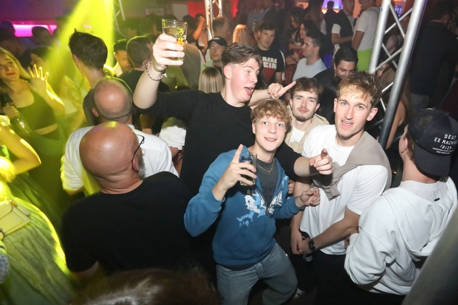 2025-08-02-1st-floor-eddi-0029.jpg 2025-08-02-1st-floor-eddi-0029.jpg