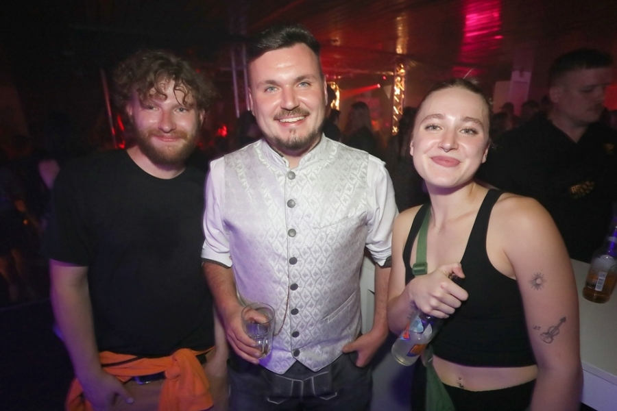 2025-08-02-1st-floor-eddi-0055.jpg 2025-08-02-1st-floor-eddi-0055.jpg