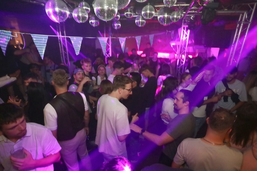 2025-08-02-1st-floor-eddi-0061.jpg 2025-08-02-1st-floor-eddi-0061.jpg