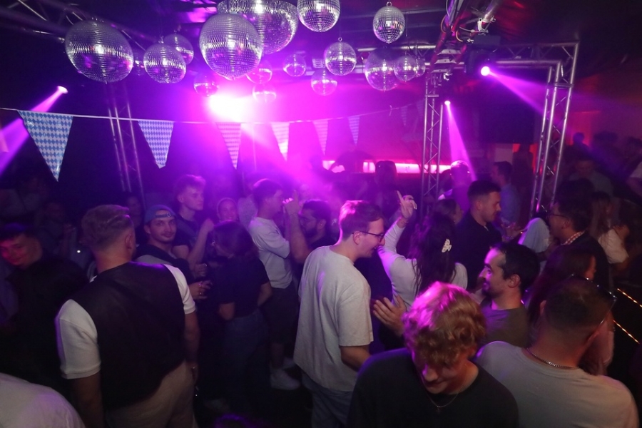 2025-08-02-1st-floor-eddi-0063.jpg 2025-08-02-1st-floor-eddi-0063.jpg