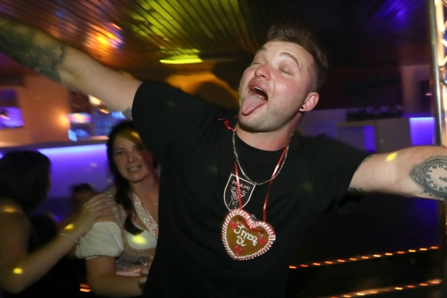 2025-08-02-1st-floor-eddi-0113.jpg 2025-08-02-1st-floor-eddi-0113.jpg