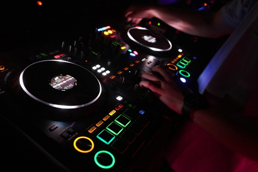 2025-09-12-1st-floor-micha-0042.jpg 2025-09-12-1st-floor-micha-0042.jpg