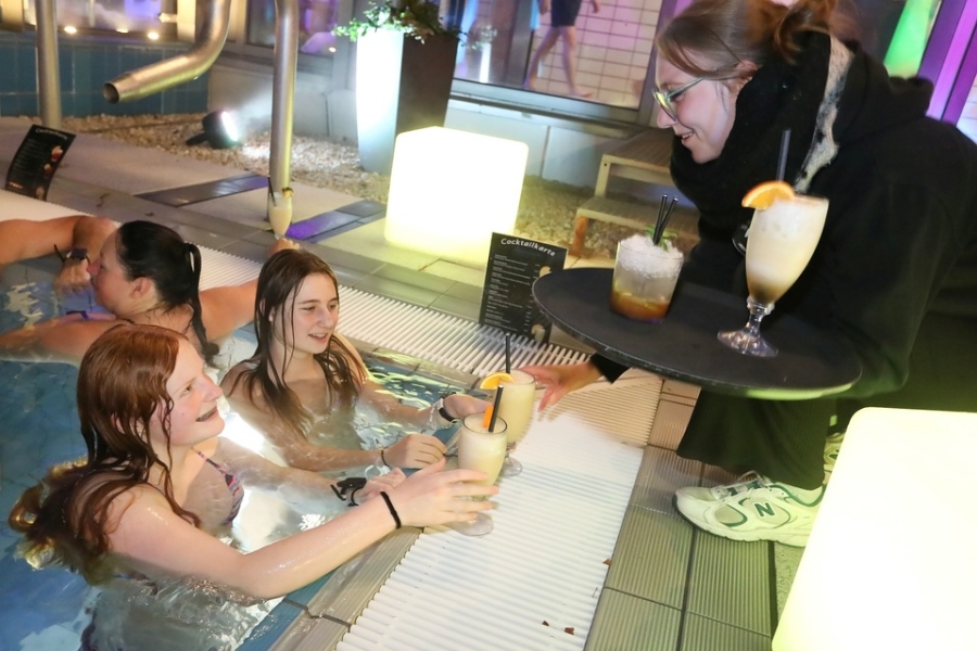 2025-09-27-therme-bad-steben-eddi-0025.jpg 2025-09-27-therme-bad-steben-eddi-0025.jpg