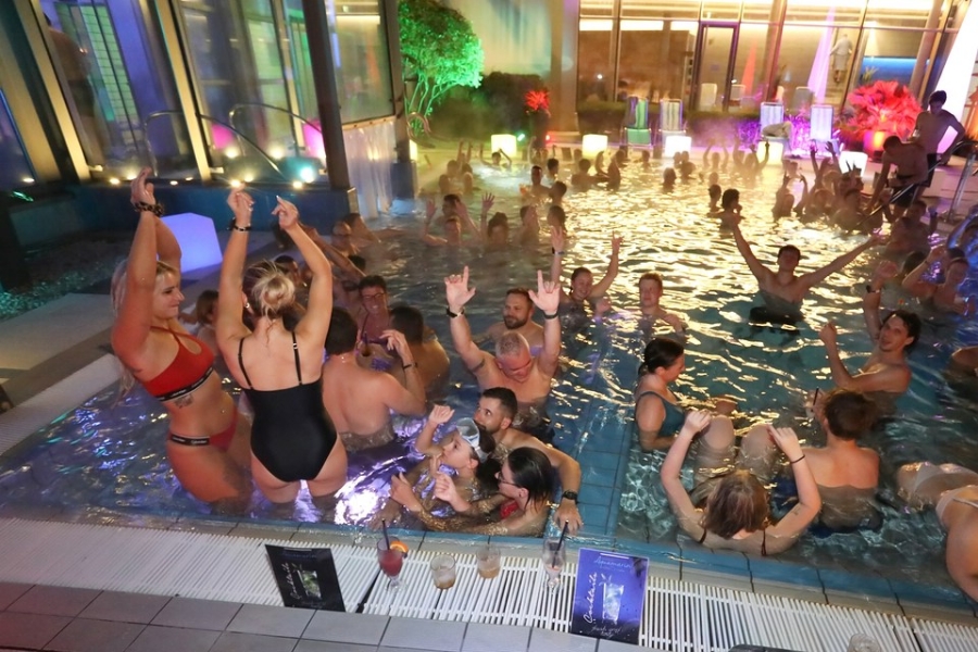 2025-09-27-therme-bad-steben-eddi-0039.jpg 2025-09-27-therme-bad-steben-eddi-0039.jpg