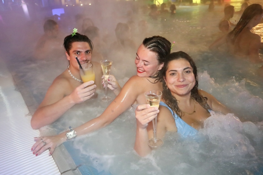 2025-09-27-therme-bad-steben-eddi-0072.jpg 2025-09-27-therme-bad-steben-eddi-0072.jpg