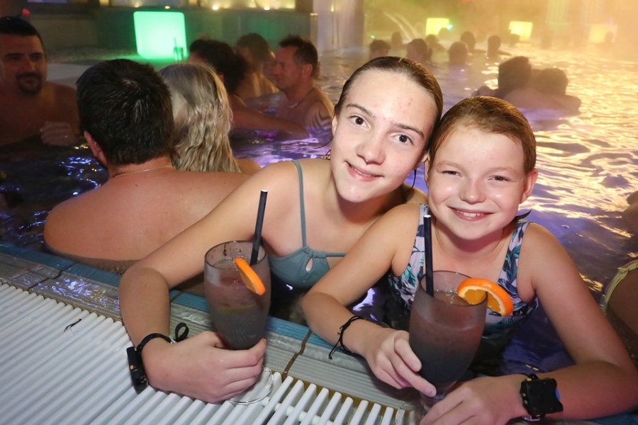 2025-09-27-therme-bad-steben-eddi-0085.jpg 2025-09-27-therme-bad-steben-eddi-0085.jpg