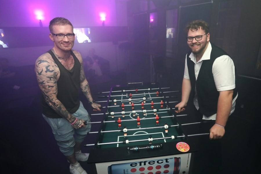 2025-09-27-club-aber-herzlich-eddi-0015.jpg 2025-09-27-club-aber-herzlich-eddi-0015.jpg