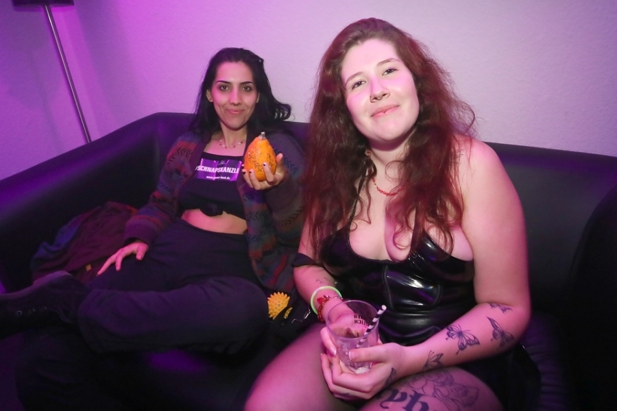 2025-09-27-club-aber-herzlich-eddi-0096.jpg 2025-09-27-club-aber-herzlich-eddi-0096.jpg