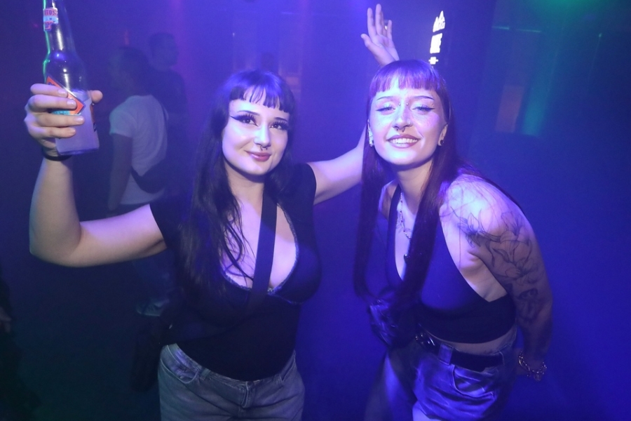 2025-09-27-club-aber-herzlich-eddi-0108.jpg 2025-09-27-club-aber-herzlich-eddi-0108.jpg