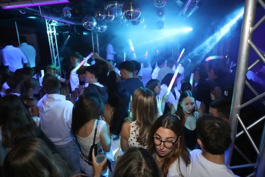 2025-10-02-1st-floor-eddi-0047.jpg 2025-10-02-1st-floor-eddi-0047.jpg