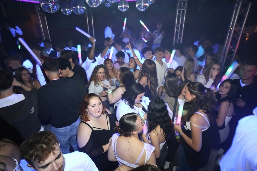 2025-10-02-1st-floor-eddi-0050.jpg 2025-10-02-1st-floor-eddi-0050.jpg