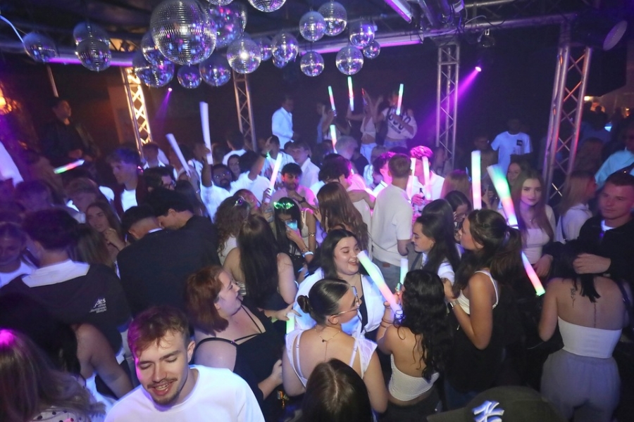 2025-10-02-1st-floor-eddi-0054.jpg 2025-10-02-1st-floor-eddi-0054.jpg