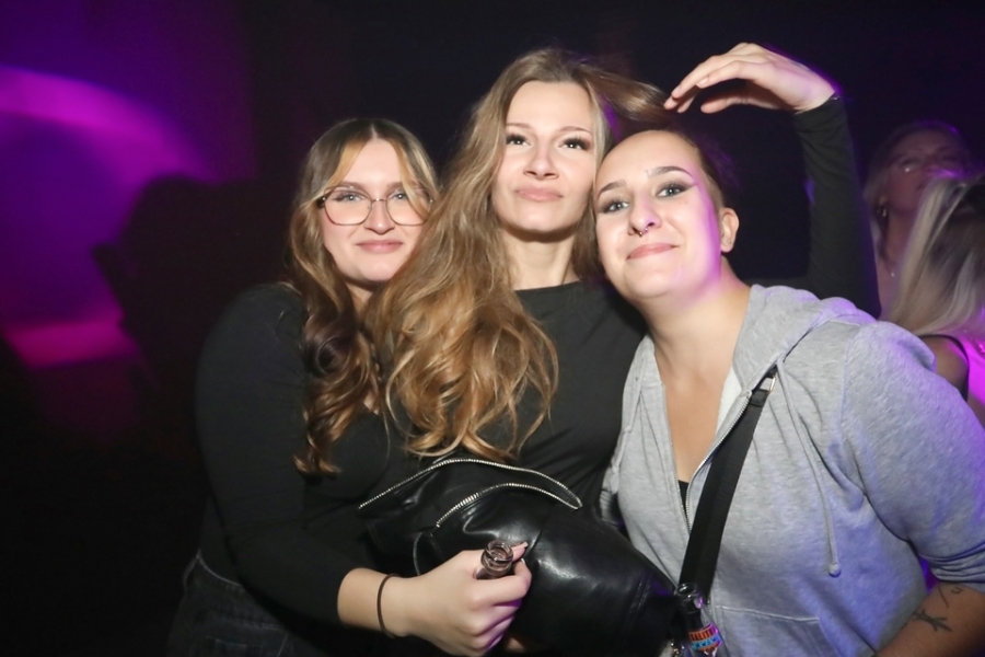 2025-10-02-1st-floor-eddi-0081.jpg 2025-10-02-1st-floor-eddi-0081.jpg