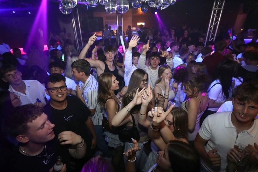 2025-10-02-1st-floor-eddi-0085.jpg 2025-10-02-1st-floor-eddi-0085.jpg