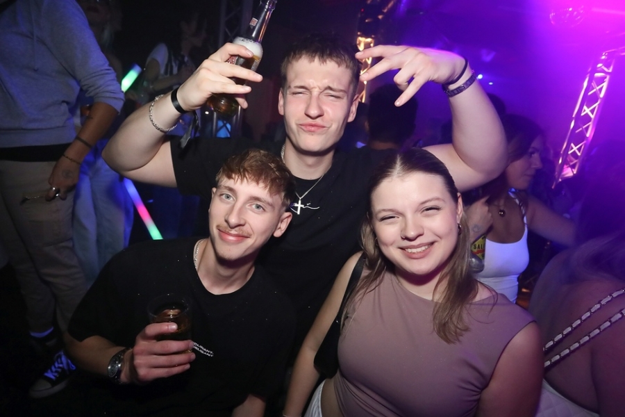 2025-10-02-1st-floor-eddi-0089.jpg 2025-10-02-1st-floor-eddi-0089.jpg