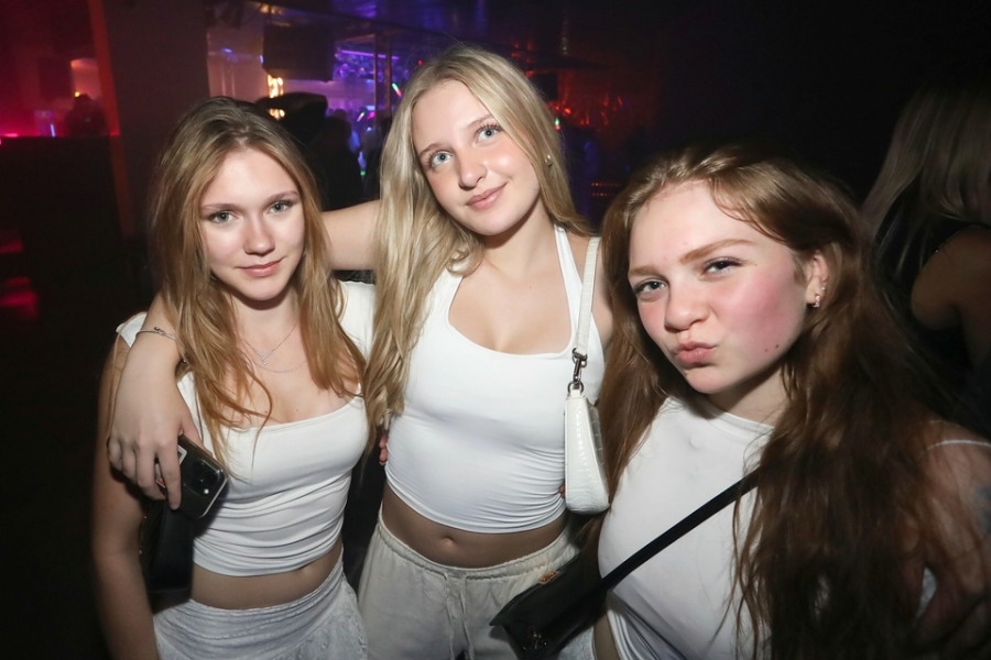 2025-10-02-1st-floor-eddi-0106.jpg 2025-10-02-1st-floor-eddi-0106.jpg