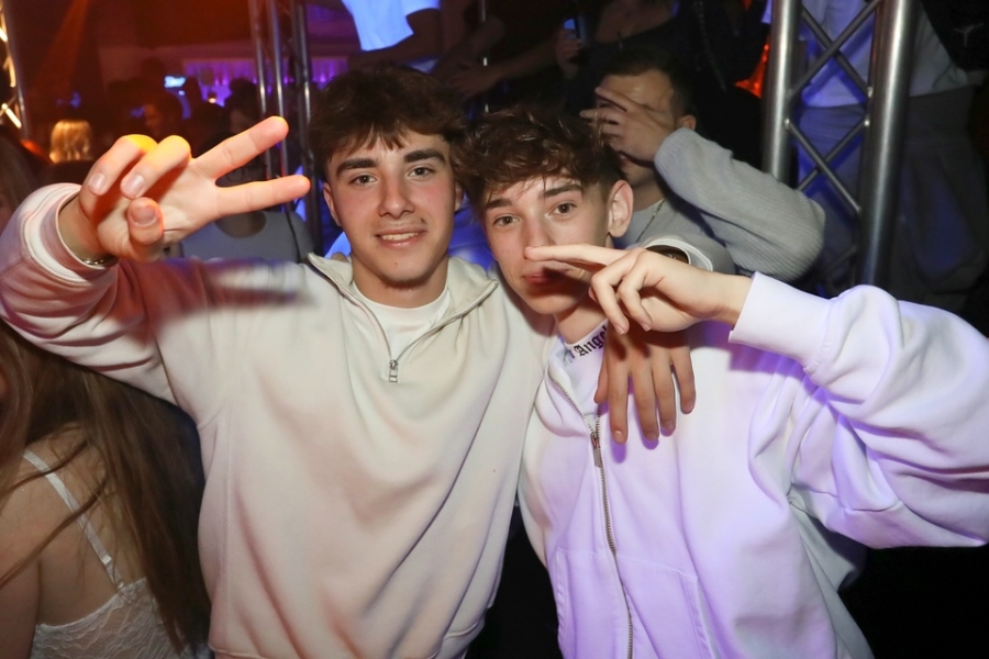 2025-10-02-1st-floor-eddi-0130.jpg 2025-10-02-1st-floor-eddi-0130.jpg