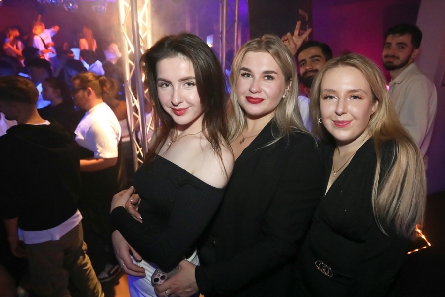 2025-10-02-1st-floor-eddi-0193.jpg 2025-10-02-1st-floor-eddi-0193.jpg