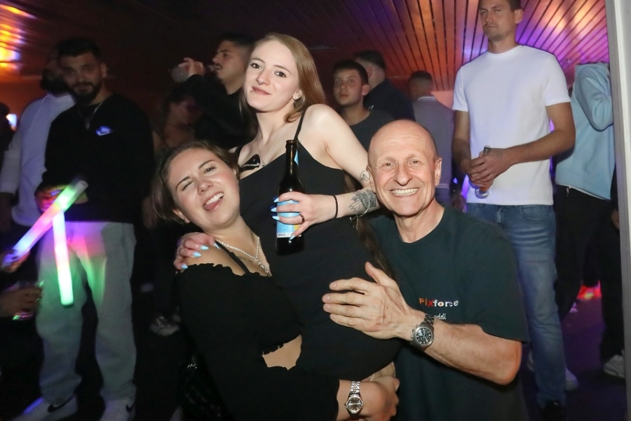 2025-10-02-1st-floor-eddi-0198.jpg 2025-10-02-1st-floor-eddi-0198.jpg