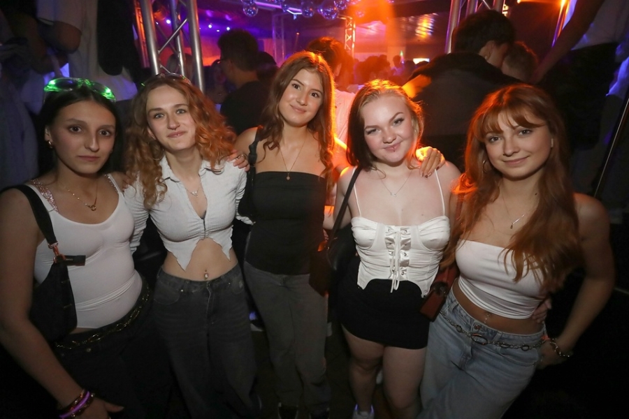 2025-10-02-1st-floor-eddi-0205.jpg 2025-10-02-1st-floor-eddi-0205.jpg