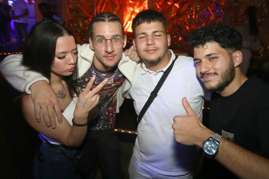 2025-10-02-1st-floor-eddi-0206.jpg 2025-10-02-1st-floor-eddi-0206.jpg