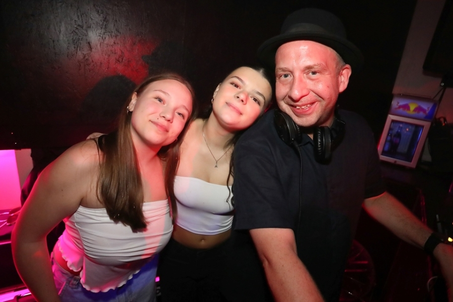 2025-10-02-1st-floor-eddi-0219.jpg 2025-10-02-1st-floor-eddi-0219.jpg