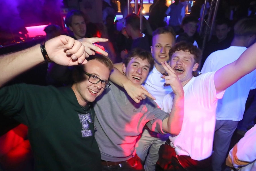 2025-10-02-1st-floor-eddi-0231.jpg 2025-10-02-1st-floor-eddi-0231.jpg