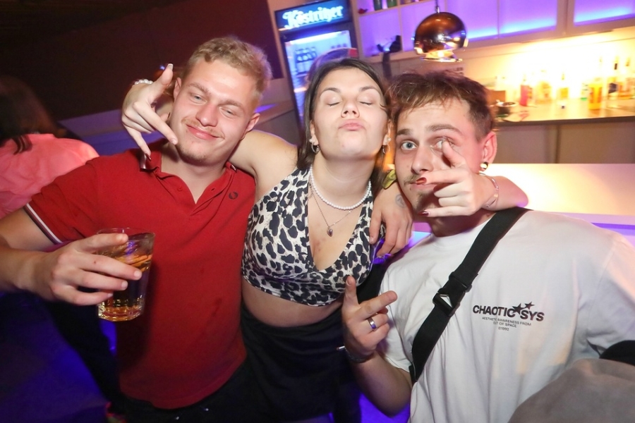 2025-10-02-1st-floor-eddi-0247.jpg 2025-10-02-1st-floor-eddi-0247.jpg