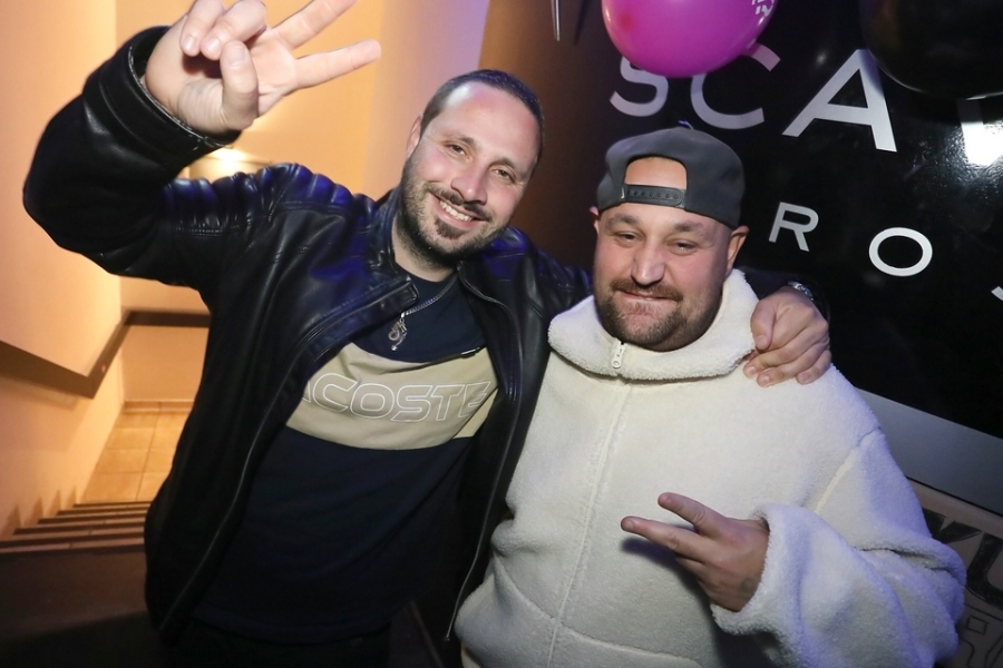 2025-10-04-club-aber-herzlich-eddi-0030.jpg 2025-10-04-club-aber-herzlich-eddi-0030.jpg