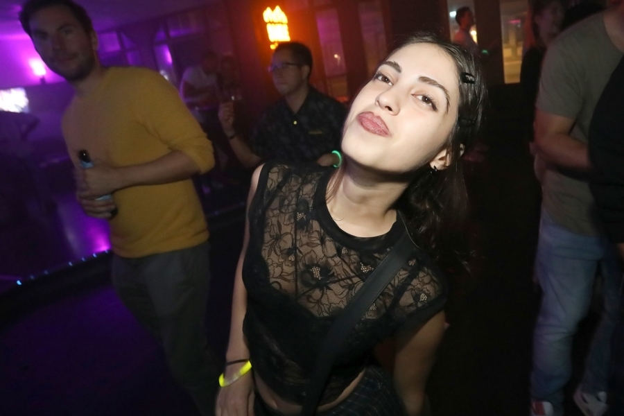 2025-10-04-club-aber-herzlich-eddi-0042.jpg 2025-10-04-club-aber-herzlich-eddi-0042.jpg