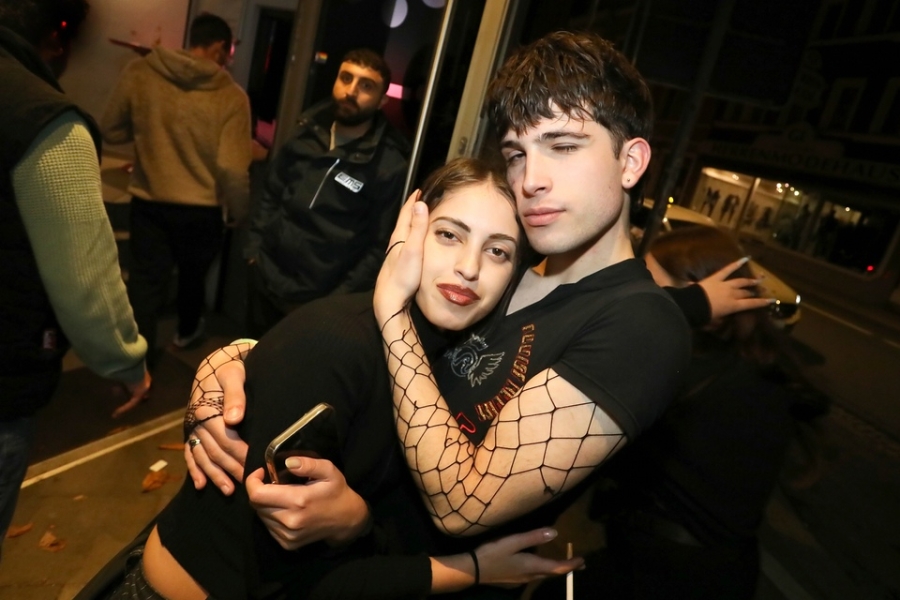 2025-10-04-club-aber-herzlich-eddi-0070.jpg 2025-10-04-club-aber-herzlich-eddi-0070.jpg