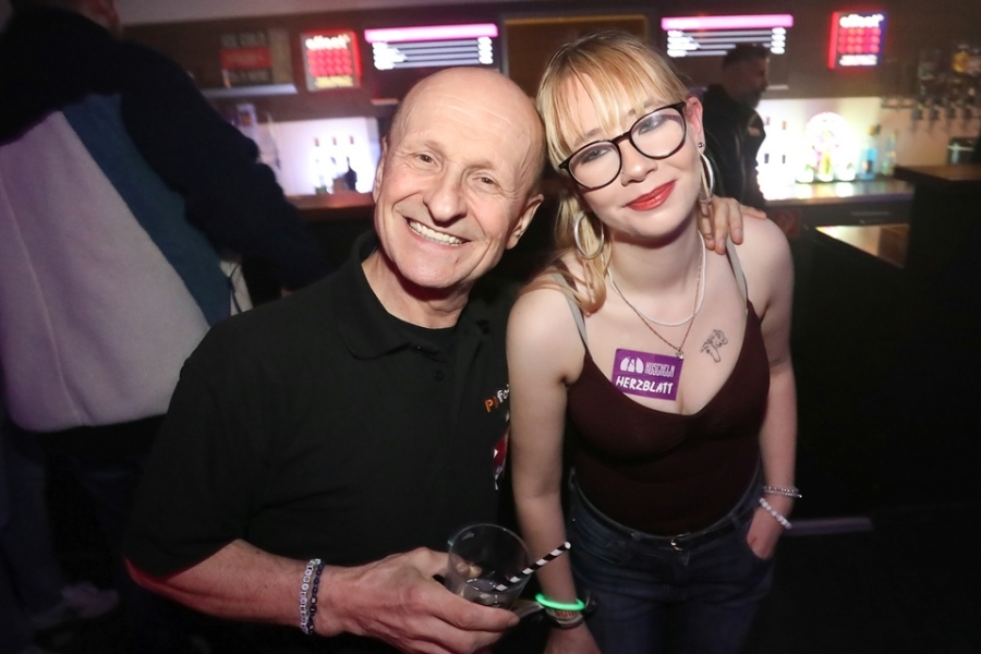 2025-10-04-club-aber-herzlich-eddi-0085.jpg 2025-10-04-club-aber-herzlich-eddi-0085.jpg