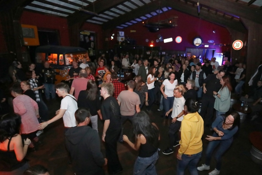 2025-10-04-fernverkehr-eddi-0003.jpg 2025-10-04-fernverkehr-eddi-0003.jpg