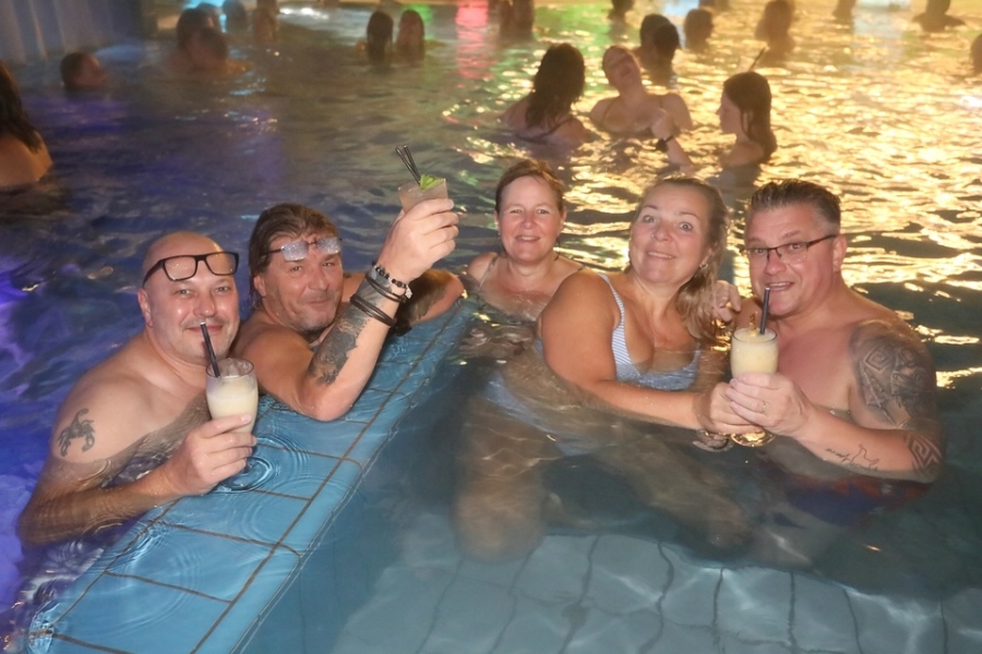 2025-10-25-therme-bad-steben-eddi-0037.jpg 2025-10-25-therme-bad-steben-eddi-0037.jpg