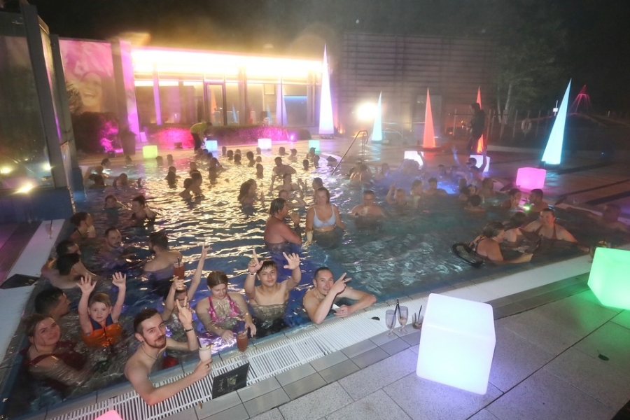 2025-10-25-therme-bad-steben-eddi-0040.jpg 2025-10-25-therme-bad-steben-eddi-0040.jpg