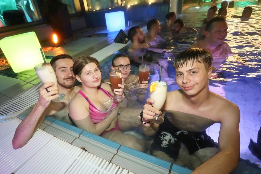 2025-10-25-therme-bad-steben-eddi-0051.jpg 2025-10-25-therme-bad-steben-eddi-0051.jpg