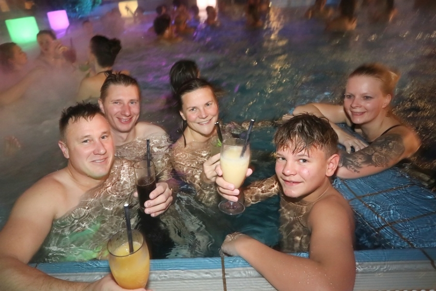 2025-10-25-therme-bad-steben-eddi-0058.jpg 2025-10-25-therme-bad-steben-eddi-0058.jpg