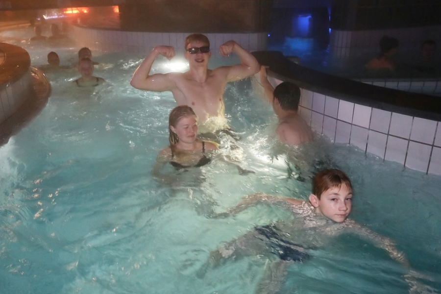 2025-10-25-therme-bad-steben-eddi-0070.jpg 2025-10-25-therme-bad-steben-eddi-0070.jpg