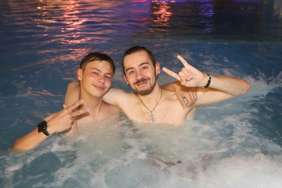 2025-10-25-therme-bad-steben-eddi-0079.jpg 2025-10-25-therme-bad-steben-eddi-0079.jpg