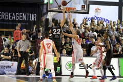 2013-11-09-medibayreuthsoliverbaskets-christian-0139.jpg