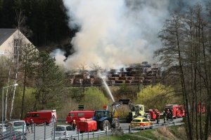 2014-04-10-brand-papierfabrik-macher-eddi-0013.jpg