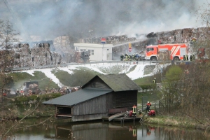 2014-04-10-brand-papierfabrik-macher-eddi-0052.jpg