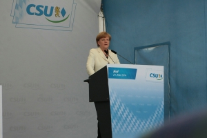 2014-05-21-angela-merkel-in-hof-eddi-0010.jpg