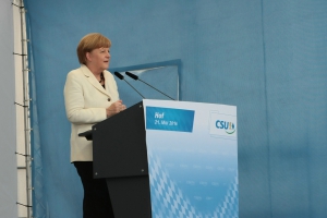 2014-05-21-angela-merkel-in-hof-eddi-0025.jpg