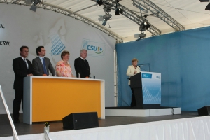 2014-05-21-angela-merkel-in-hof-eddi-0026.jpg