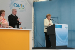 2014-05-21-angela-merkel-in-hof-eddi-0031.jpg