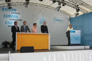 2014-05-21-angela-merkel-in-hof-eddi-0039.jpg